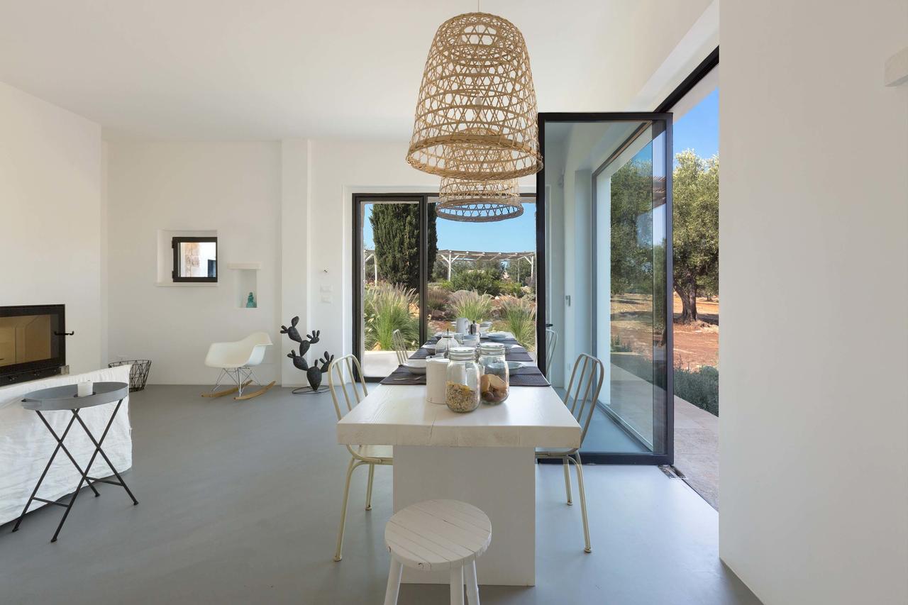 Casale Con Cipresso Villa Ostuni Ngoại thất bức ảnh